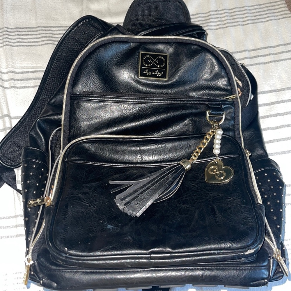 LIMITED EDITION Itzy Ritzy Chelsea and Cole backpack